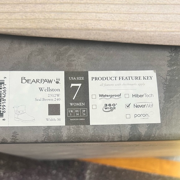 Bearpaw Wellston boots, seal brown, width M, size 7, worn gently - Picture 7 of 7